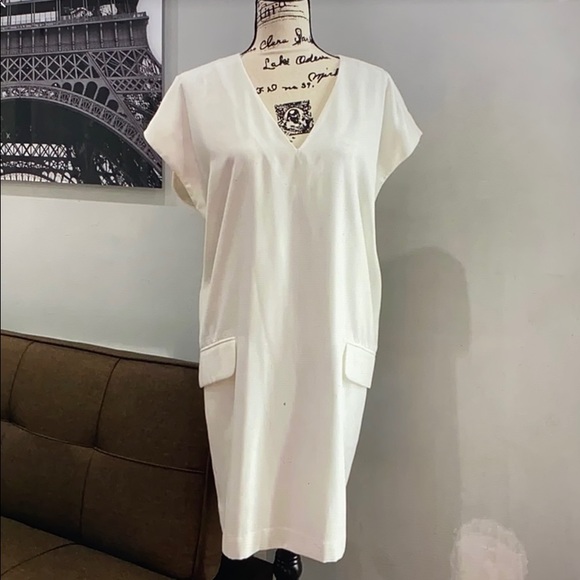 Bar III Dresses & Skirts - White V-Neck Bar lll Dress Size - Large
